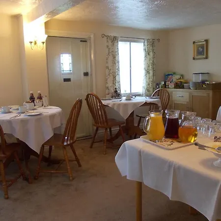 Rose Cottage Bed & Breakfast-3