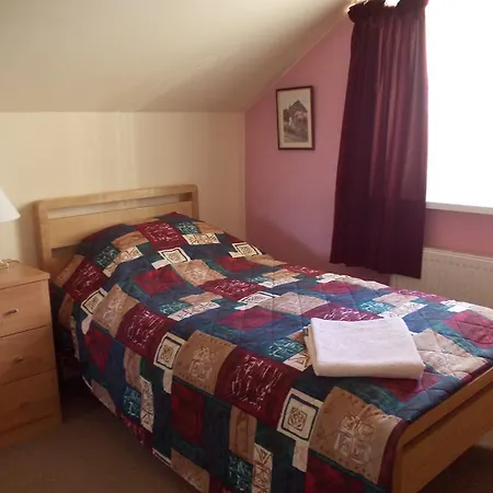 Rose Cottage Bed & Breakfast-2